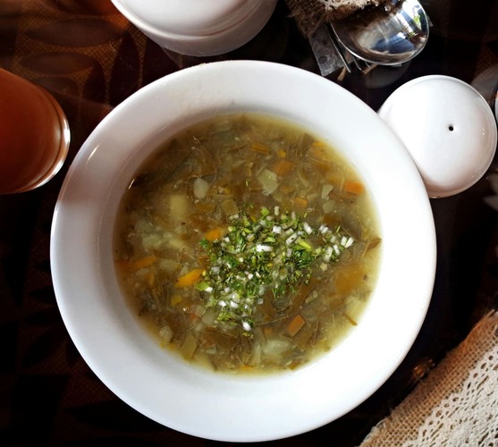 Μινεστρόνε: Η χορταστική σούπα λαχανικών